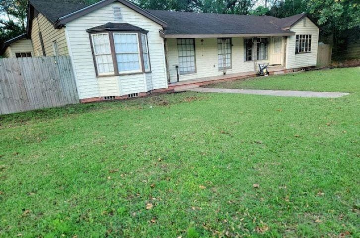 400 Diane Dr