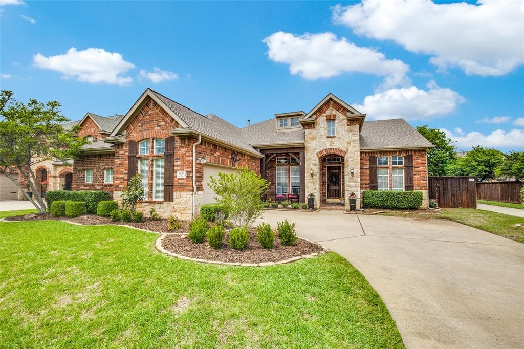 606 Sante Fe Dr