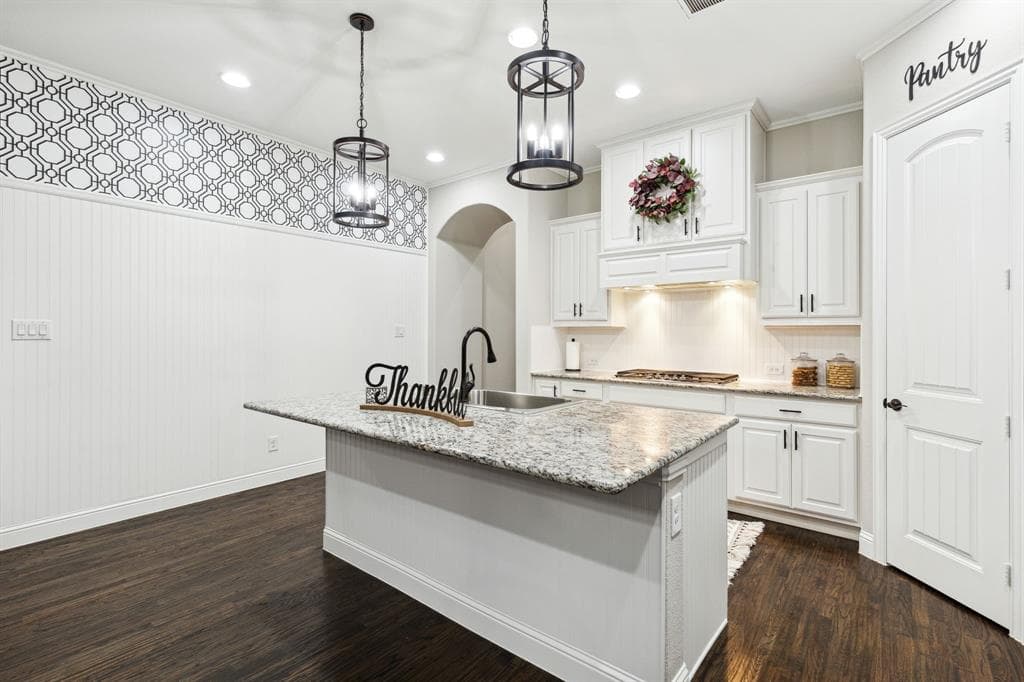 1820 Goliad Way