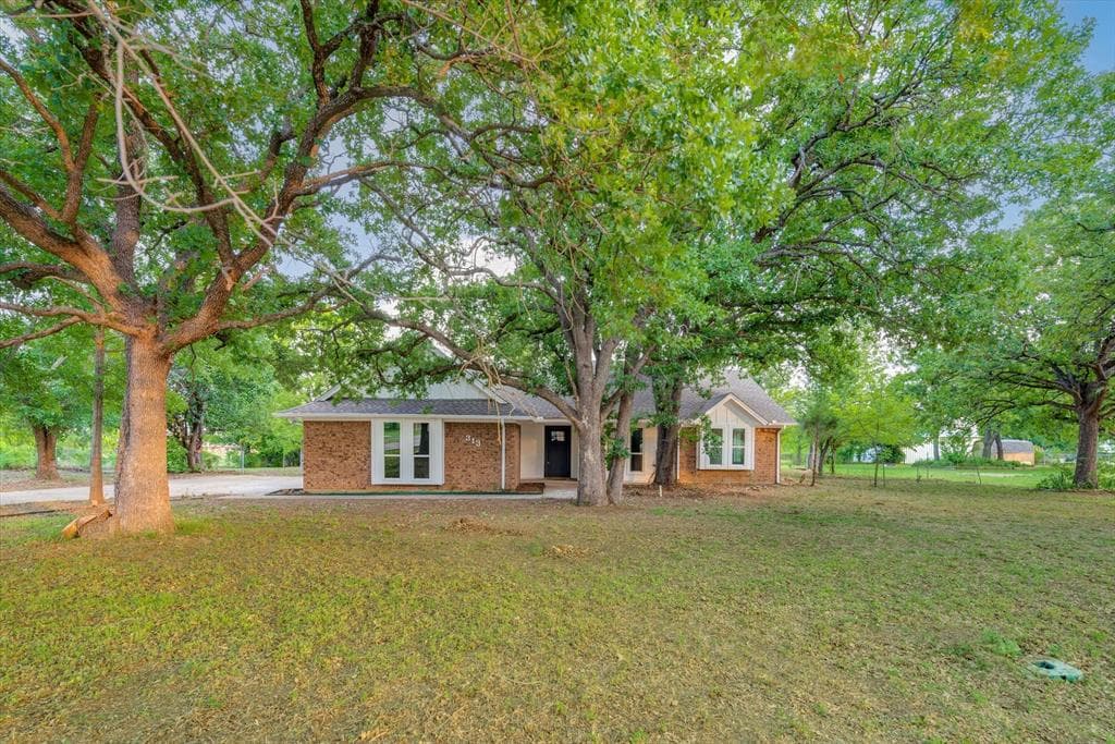 313 Ranchview Ct