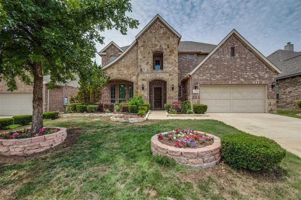 125 Magnolia Ln