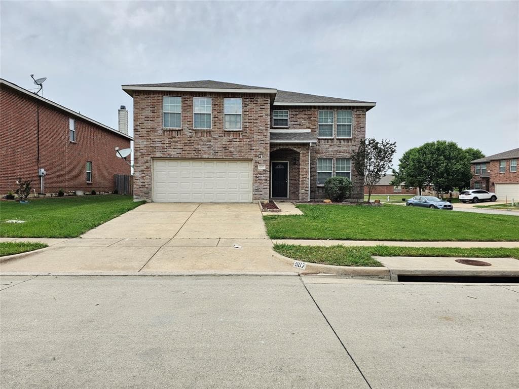 907 Harris Ridge Dr