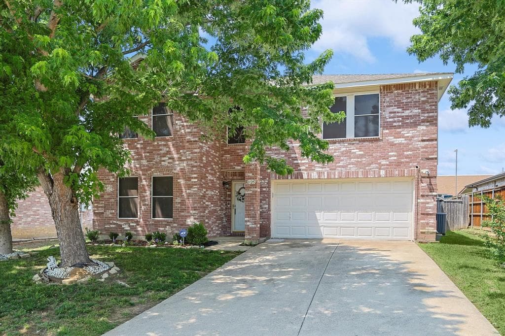 1125 Silent Star Ln