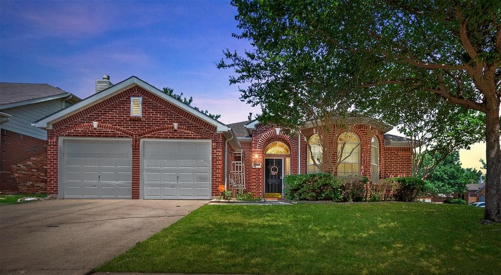 2416 Lula Ct