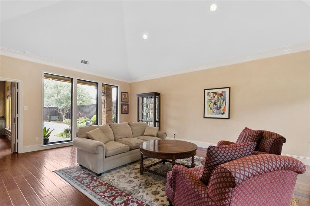 Gallery image 4