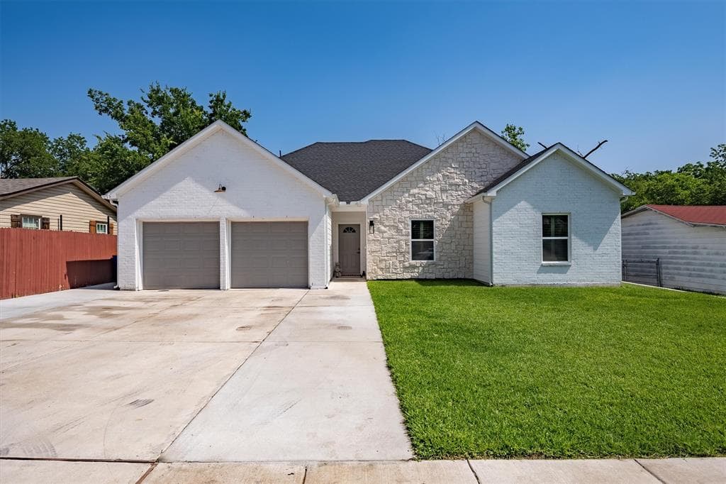 7820 Tacoma Dr