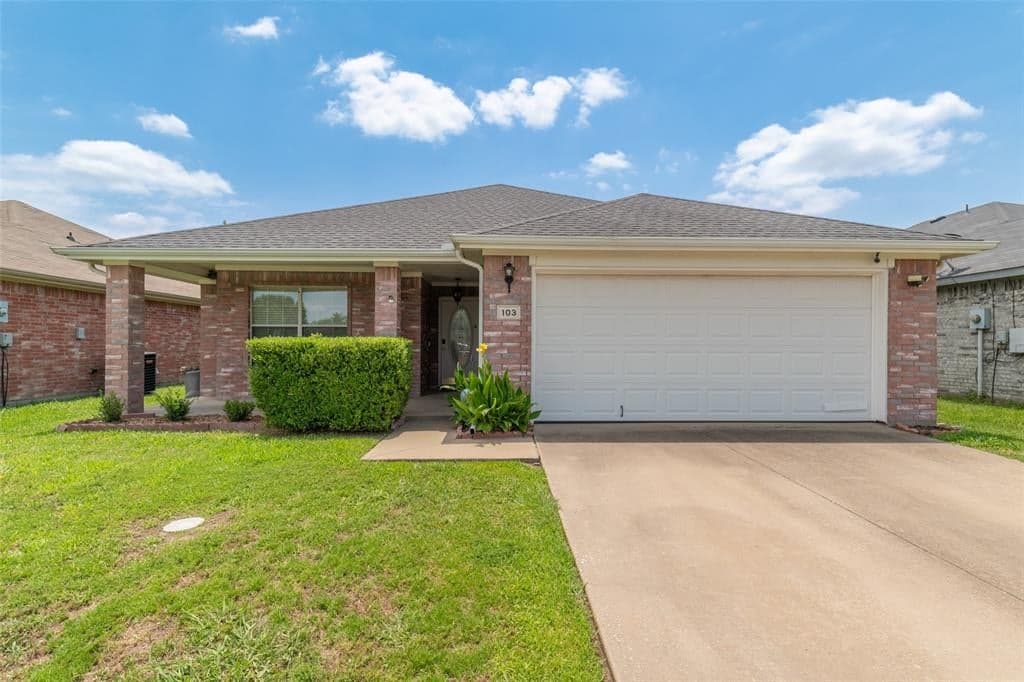 103 Toma Hawk Dr