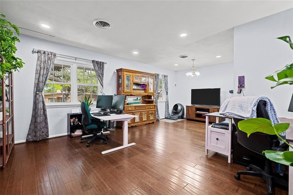 Gallery image 5