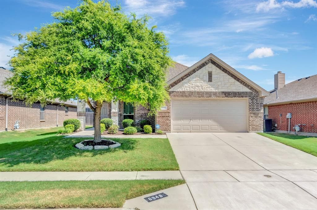 6948 Canyon Rim Dr