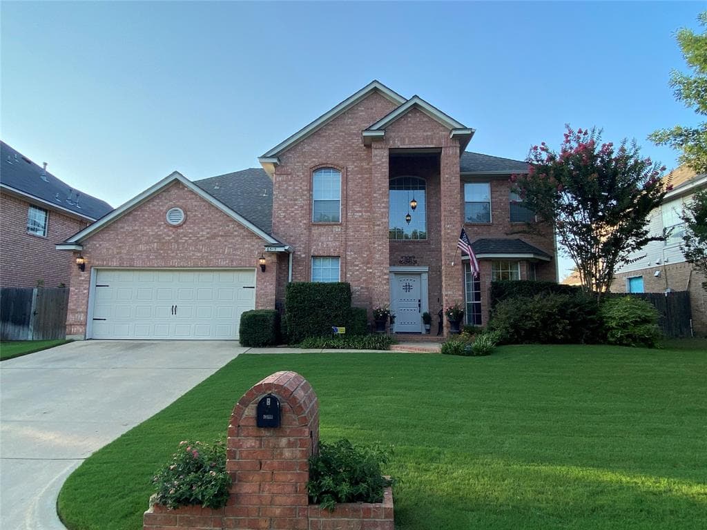 6515 Ashwood Dr
