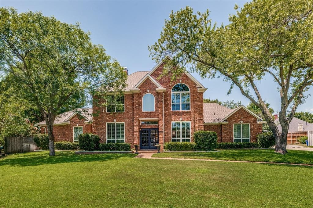 2301 Arbor Trl