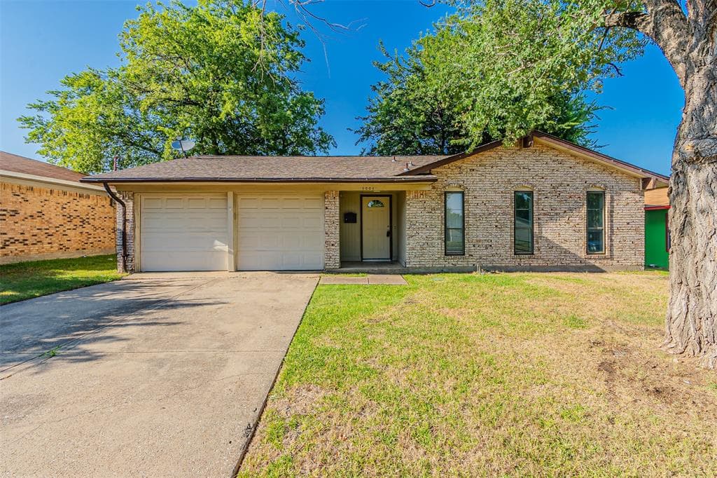1001 Birchwood Dr