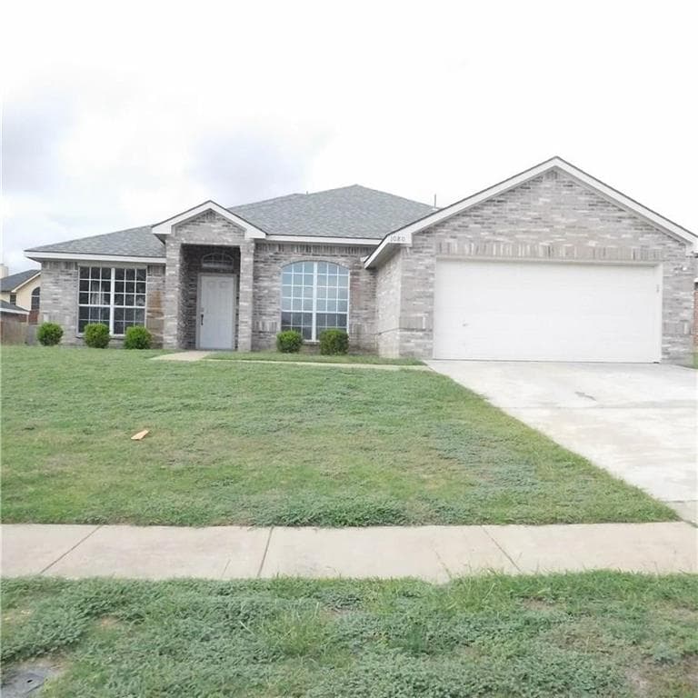 1080 Magnolia Ln