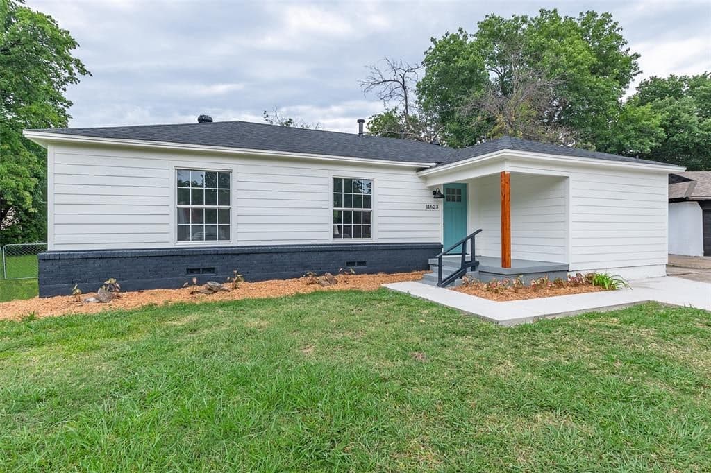 11623 Desdemona Dr