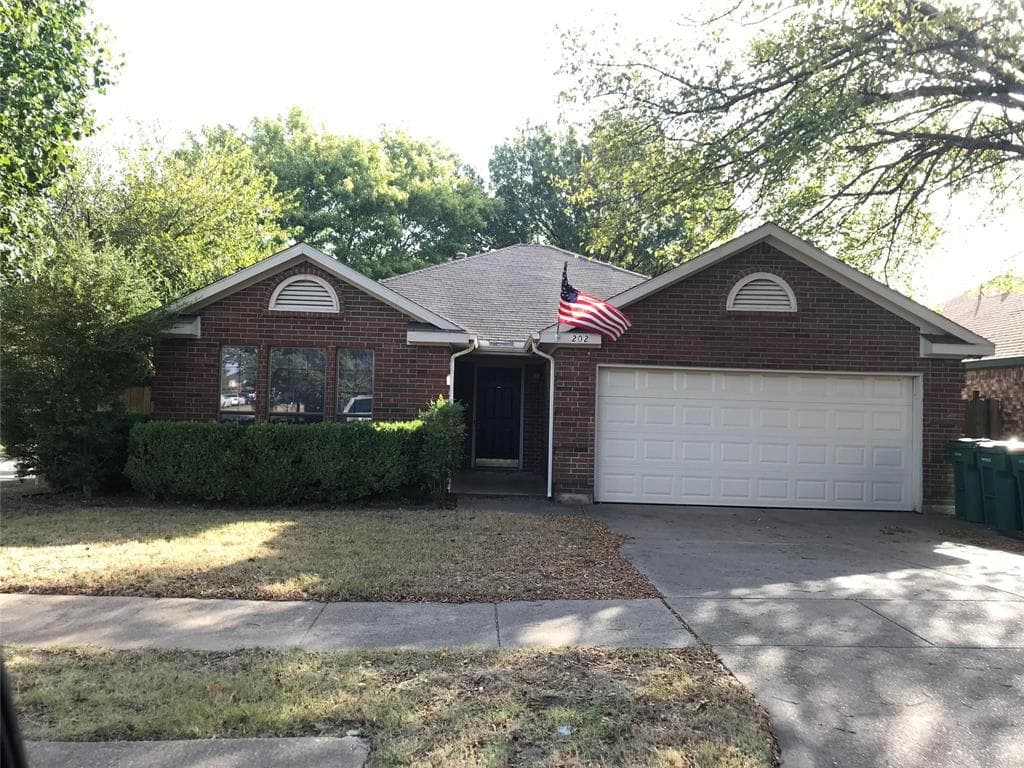 202 Ridgecrest Dr