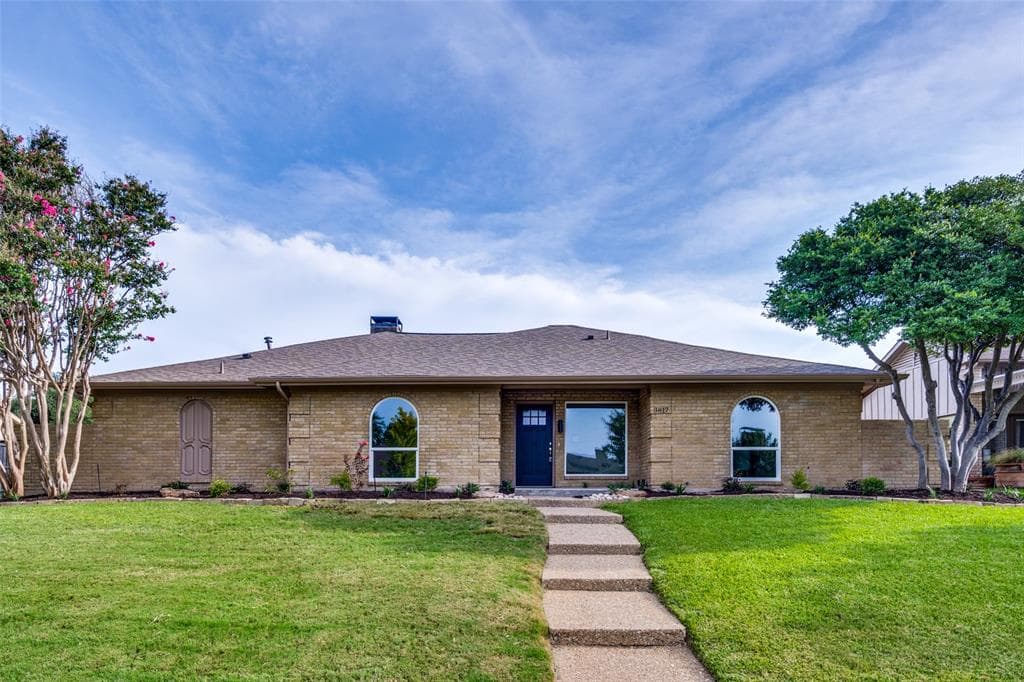 3817 Fall Wheat Dr