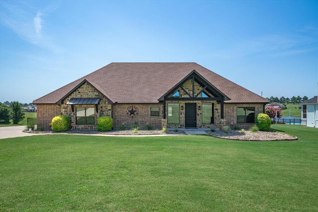 16781 Stallion Shores Ct