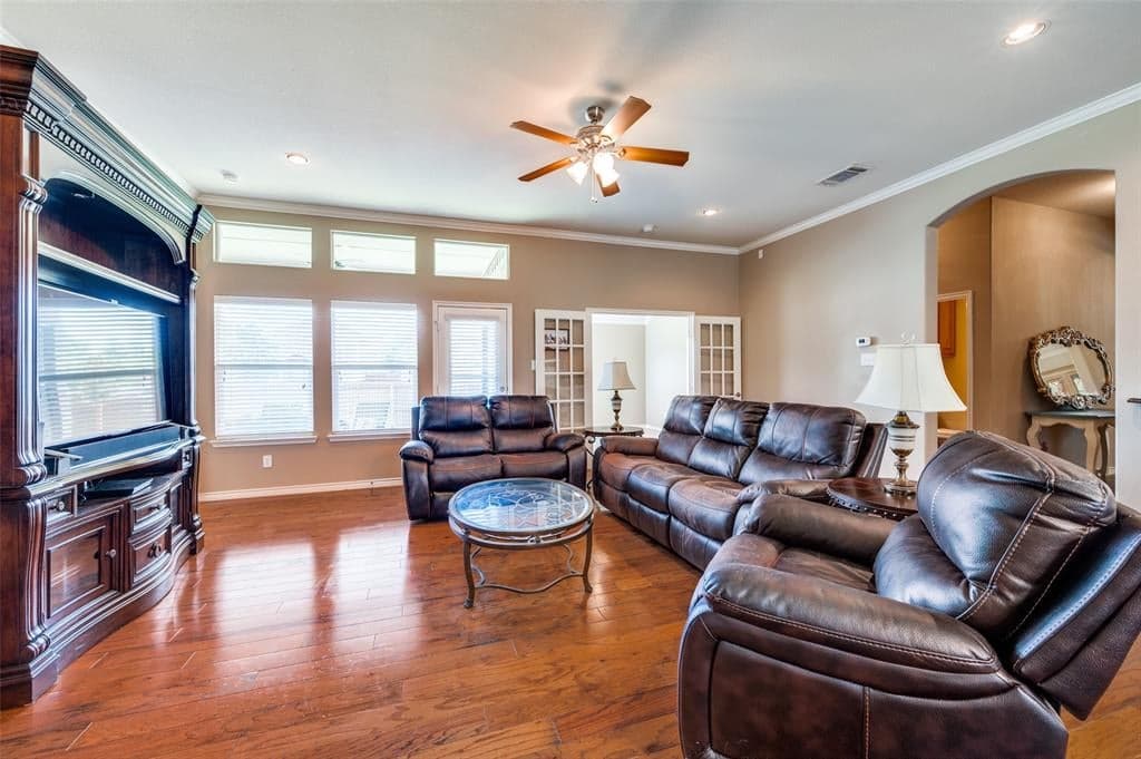 Gallery image 2
