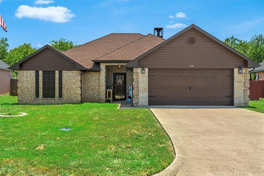 114 Stonebriar Way