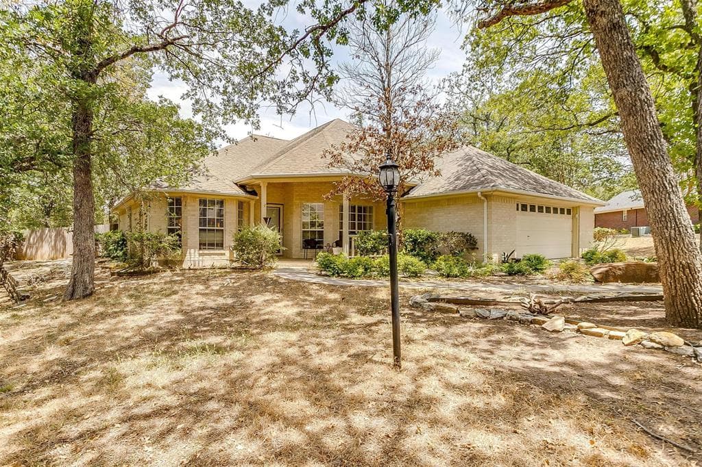 1221 Timber Creek Dr