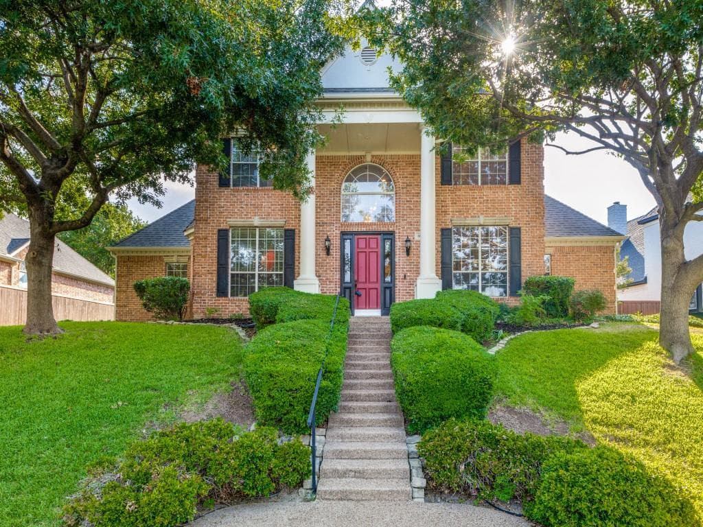 602 Laredo Cir