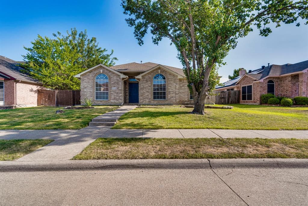 7714 Tidewater Dr