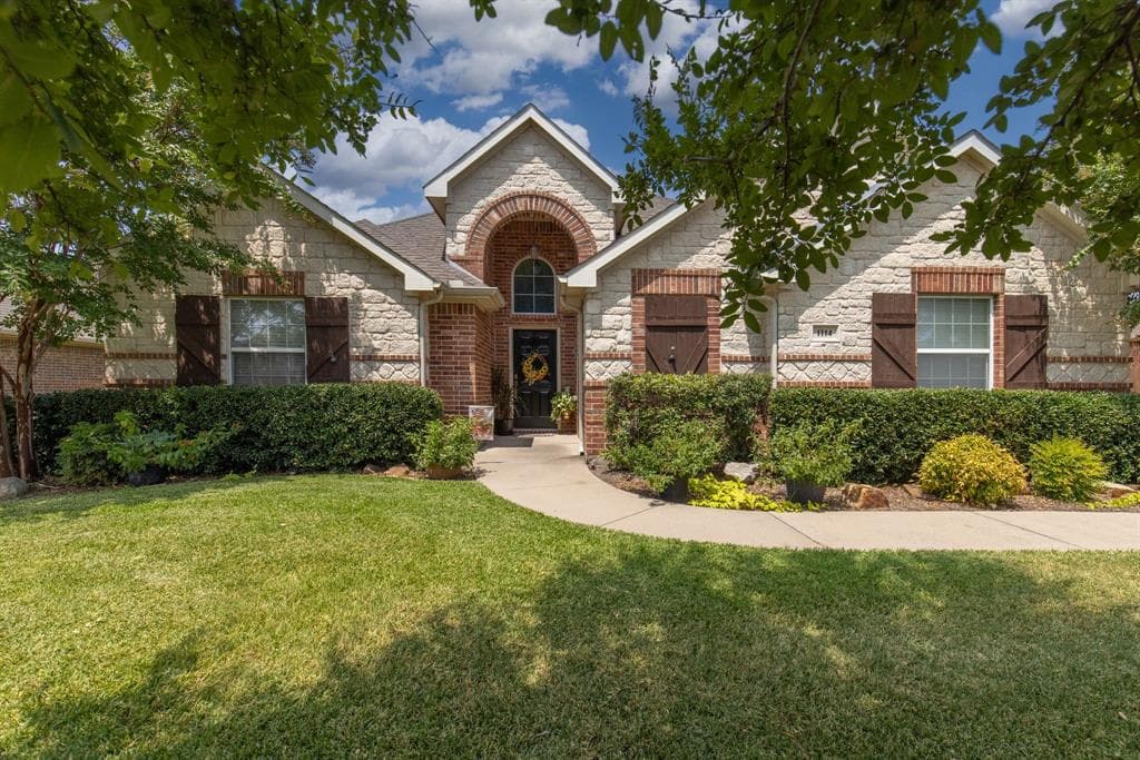 1114 Wolverine Ln