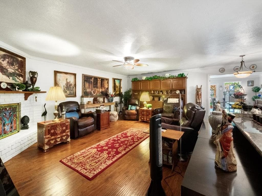 Gallery image 3