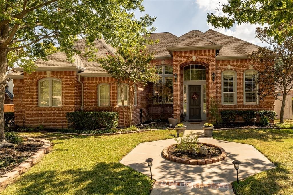 6 Overhill Dr