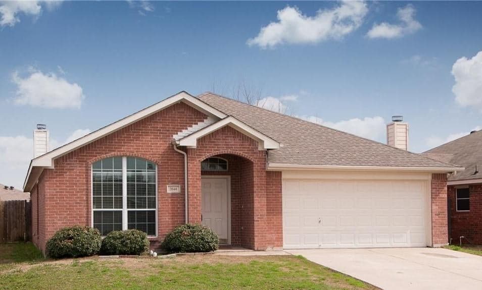 2644 Carmen Dr