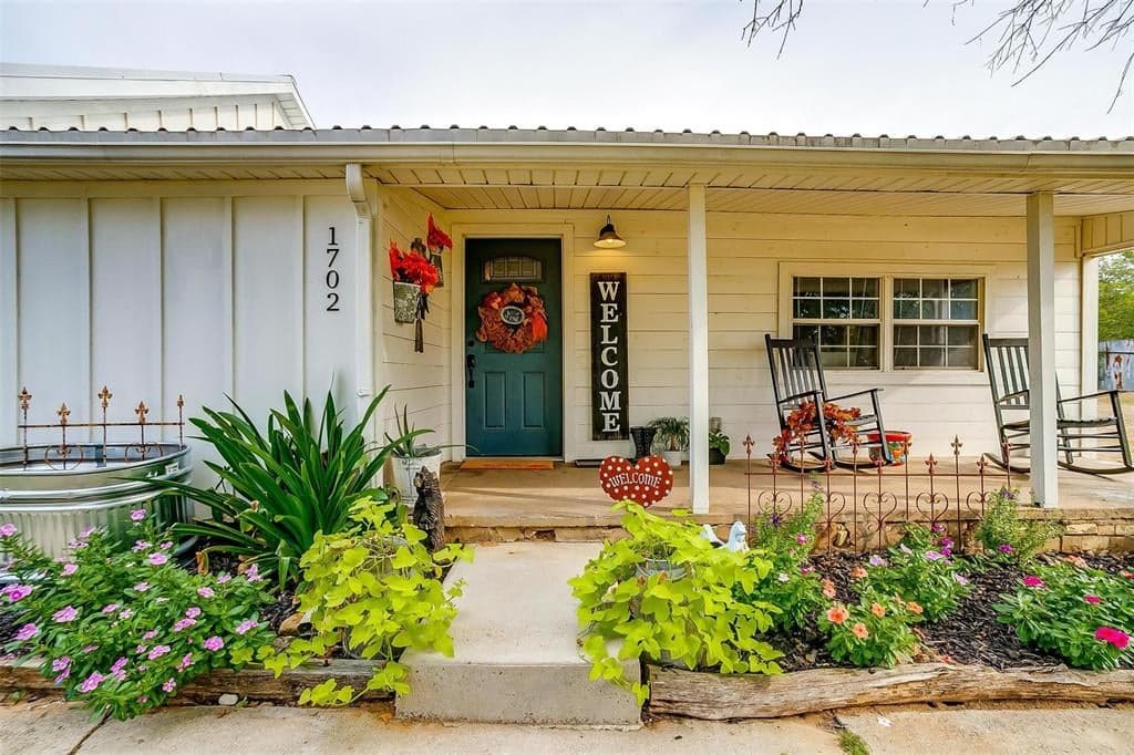1702 Fm 2048