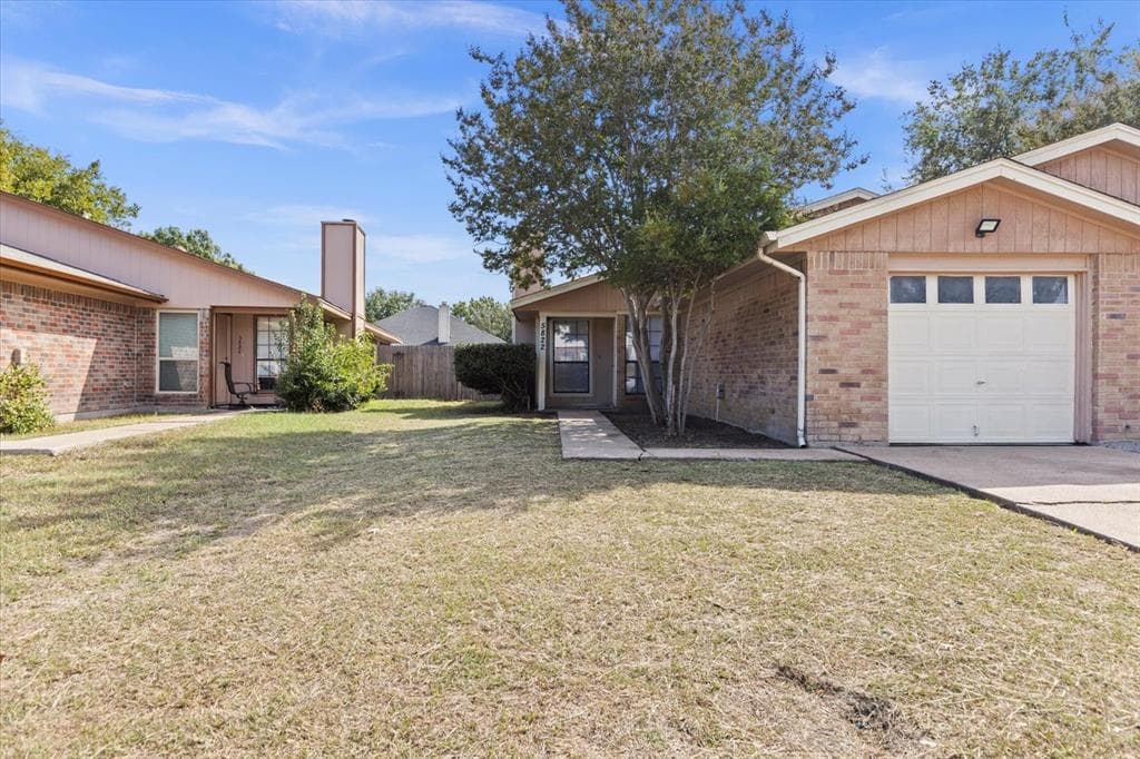 5822 Silver Sage Dr