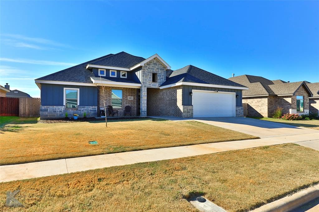 365 Blue Lake Dr