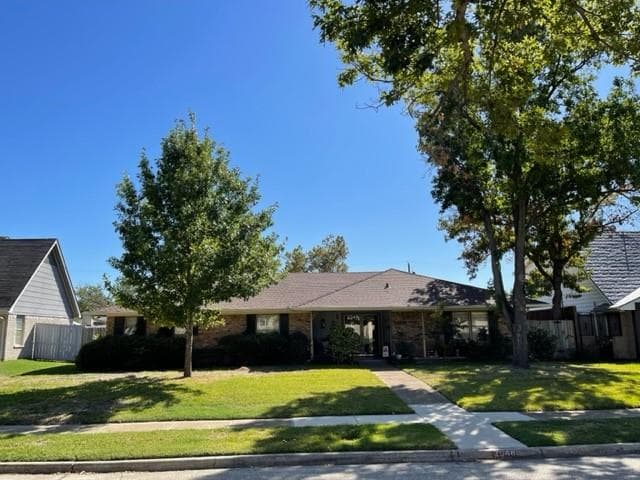 2948 Harlee Dr