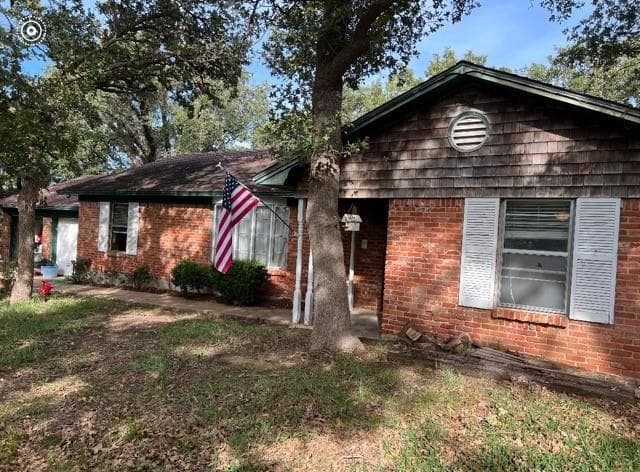 2033 County Road 401