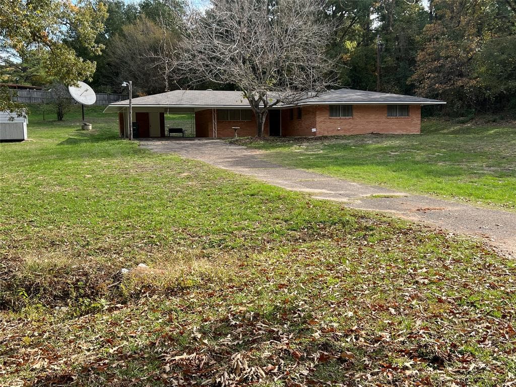 304 Patton Ln