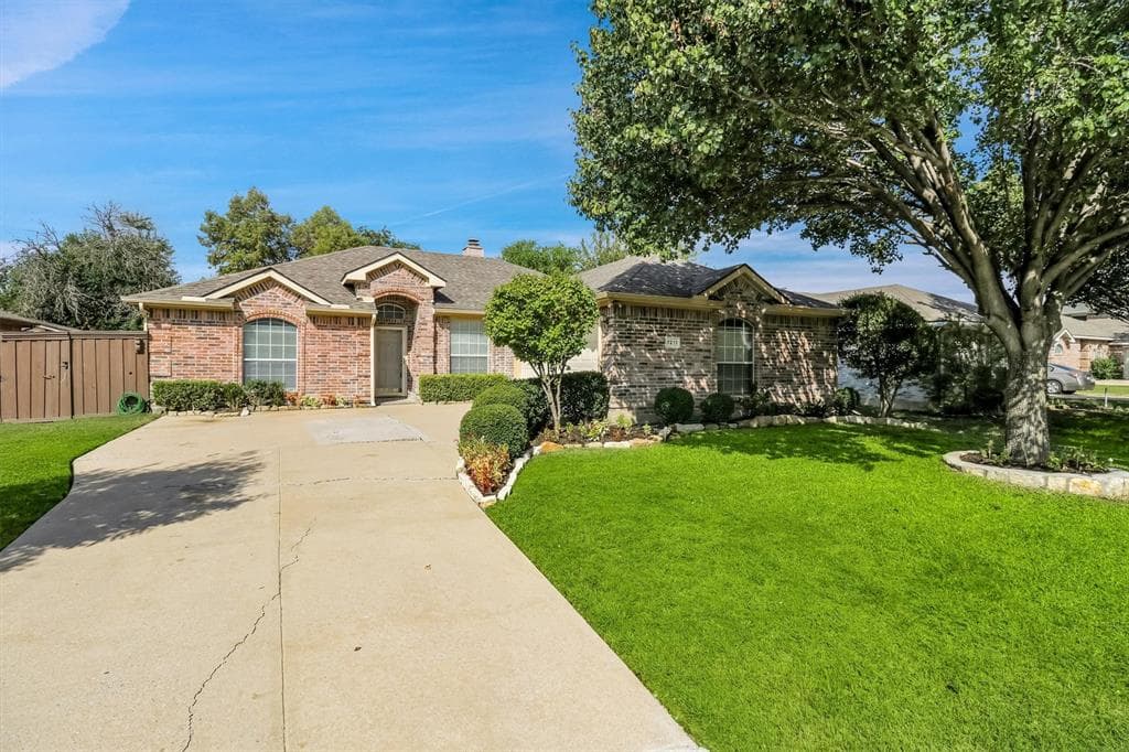 7211 Creekstone Dr