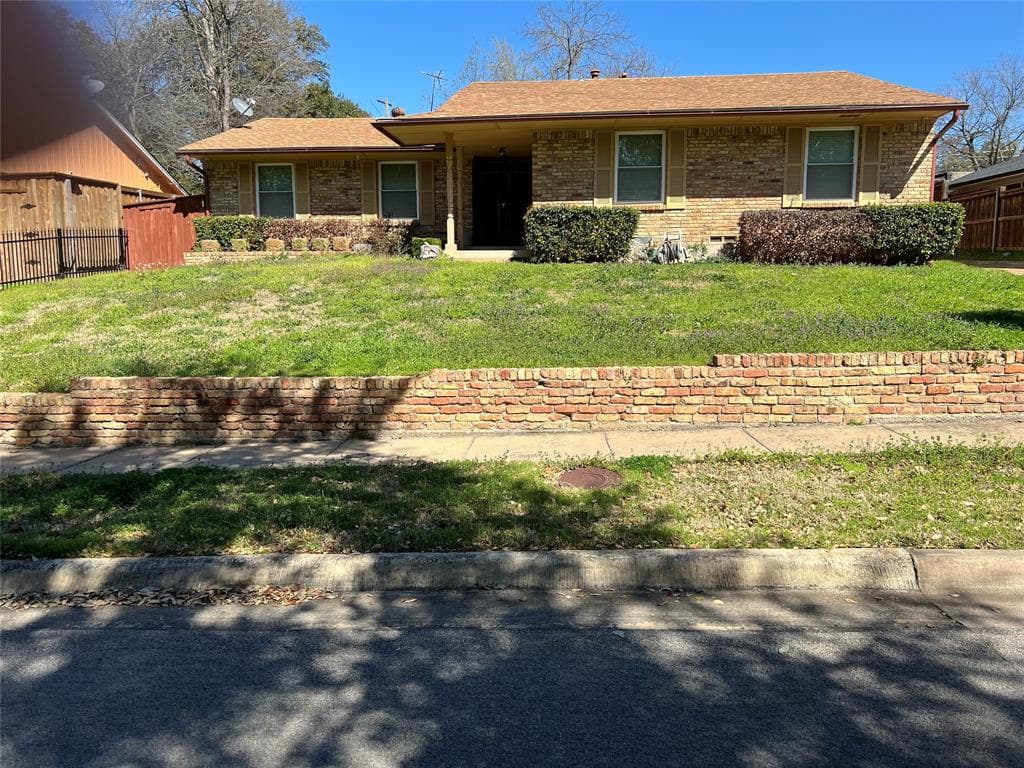 1617 Trailridge Dr