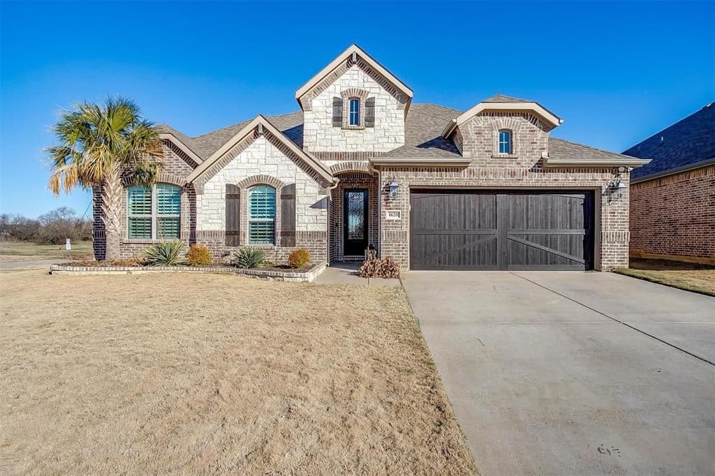 1620 Stillwater Dr