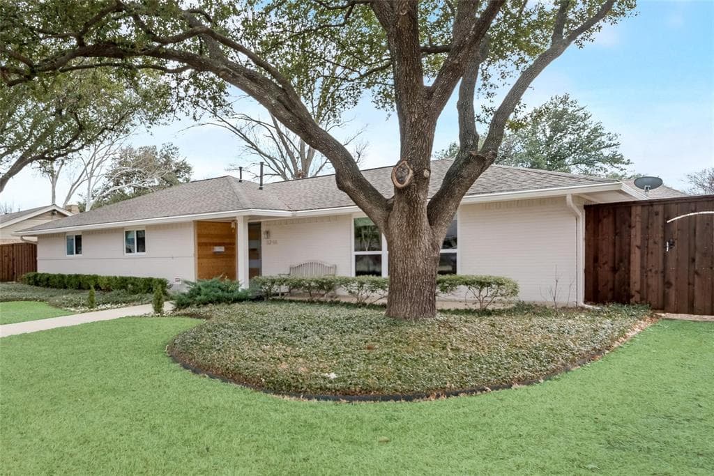 Main property image