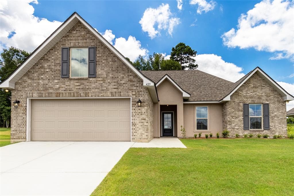 425 Hummingbird Ln