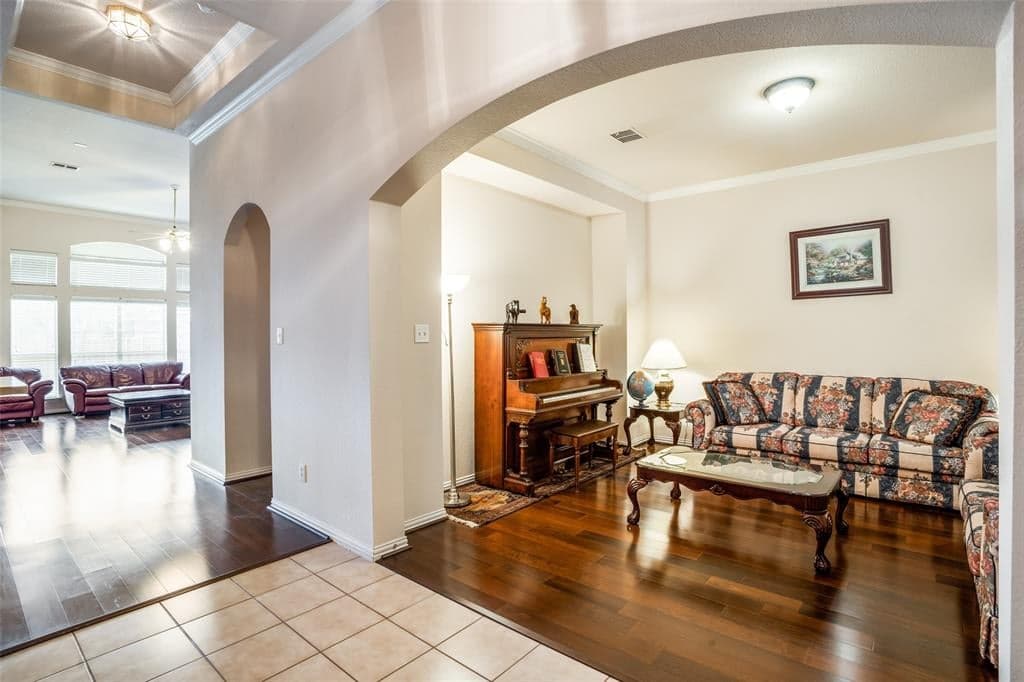 Gallery image 4