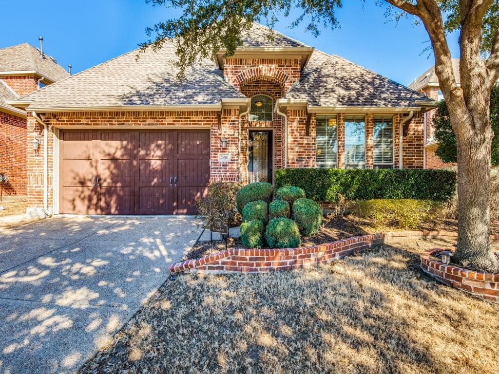2910 Reynolds Ln