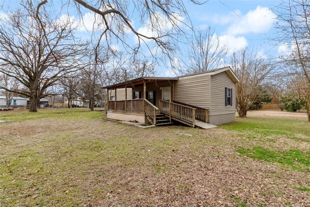 107 Owens Cir