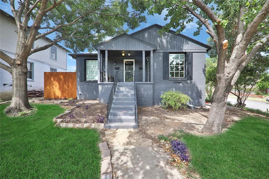 417 N Montreal Ave