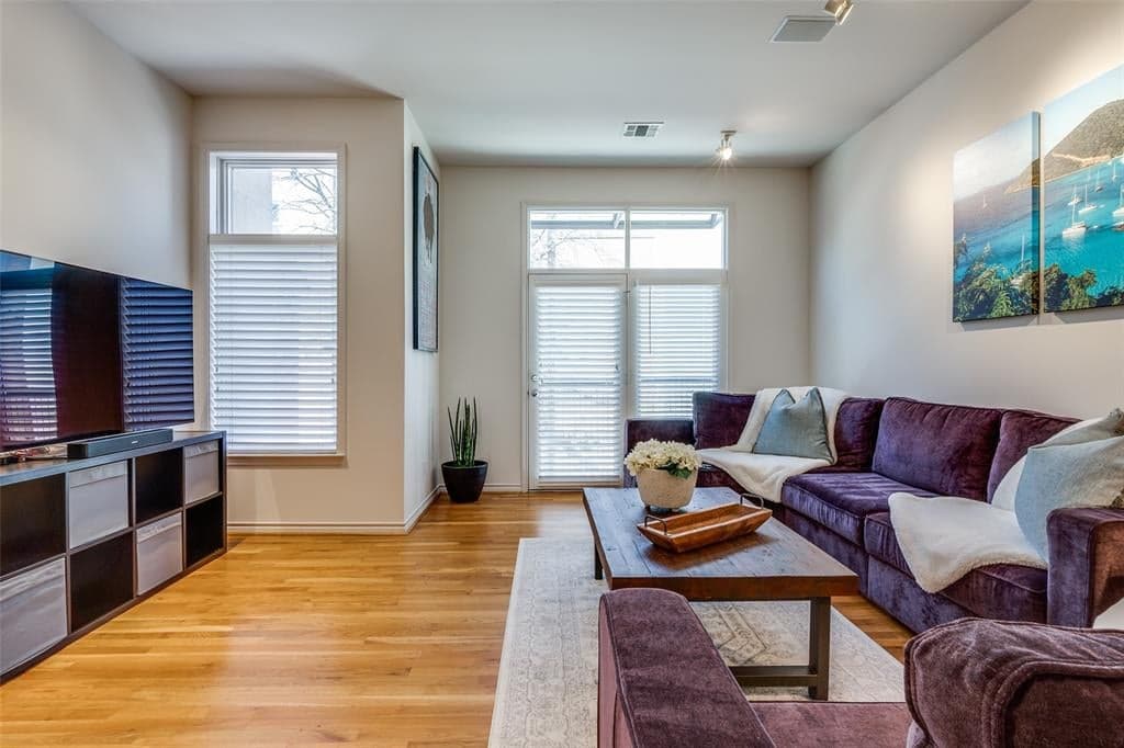 Gallery image 2