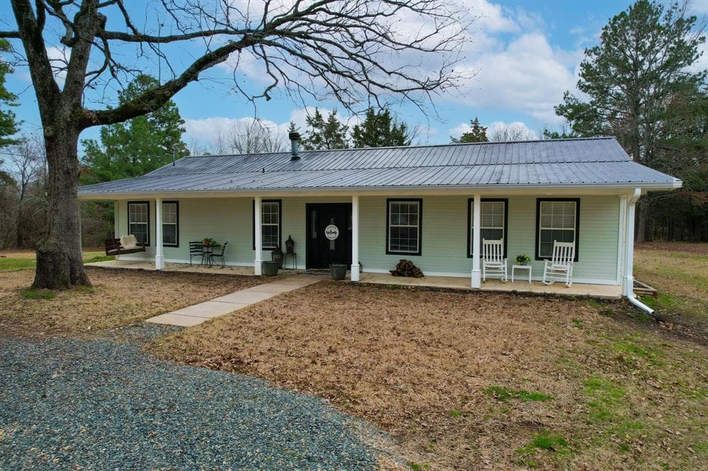 2342 Farm Road 3122