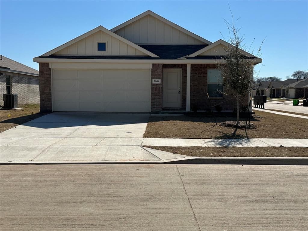 2804 Ozark Cir