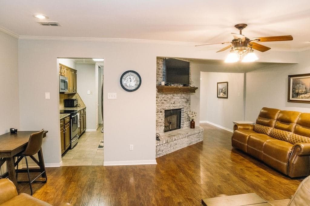 Gallery image 4