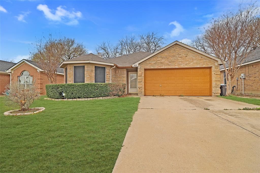 2624 Wakecrest Dr
